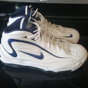 Nike Total Max Air UpTempo LE Reggie Jackson Pacer